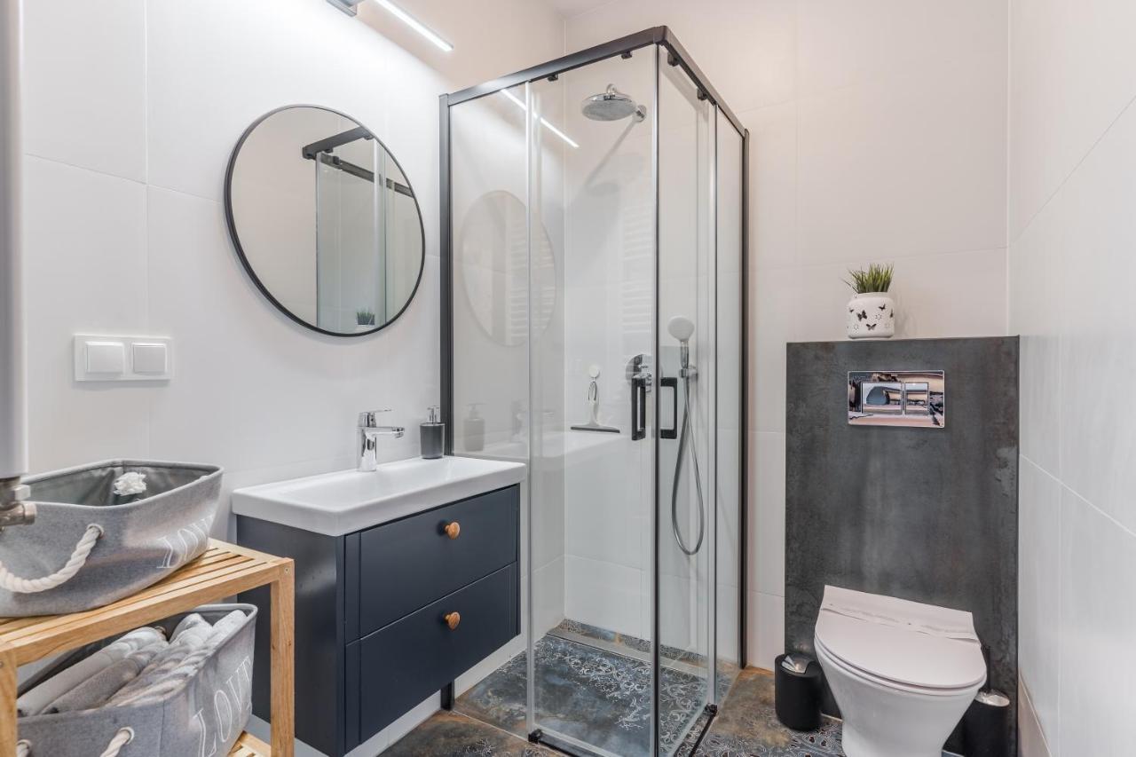 Sapphire Premium Apartment Грудзёндз Экстерьер фото